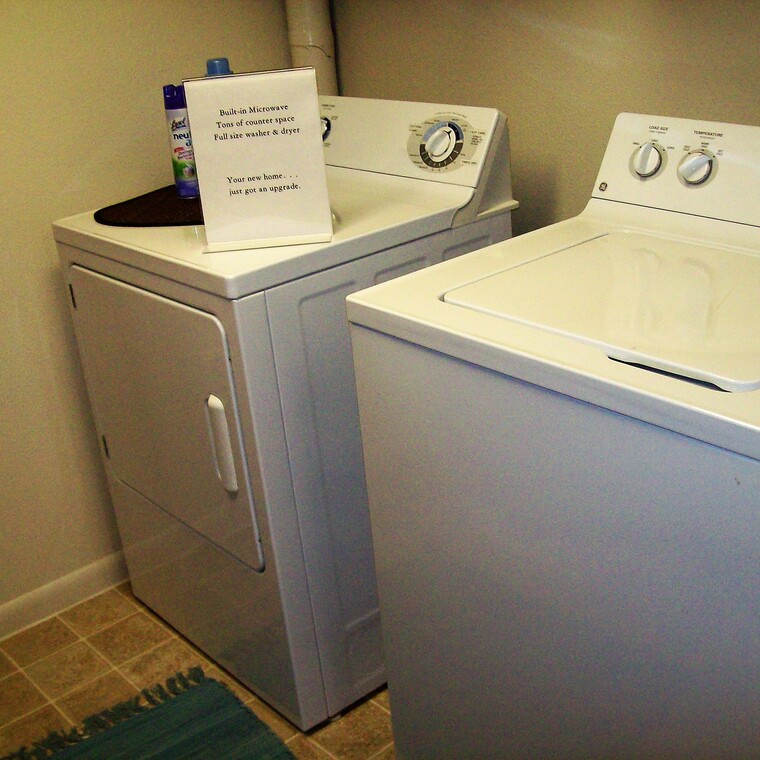 Laundry Room with washer/dryer included